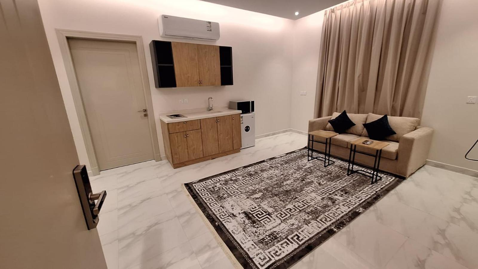 Apartment رندان / Randan *